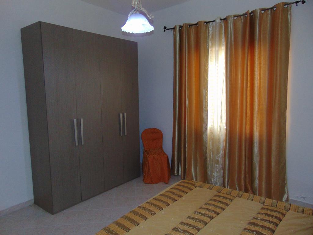 Appartamenti Budoni Bagian luar foto