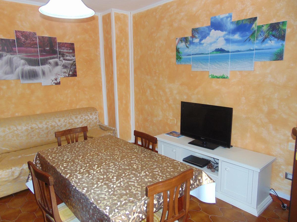 Appartamenti Budoni Bagian luar foto
